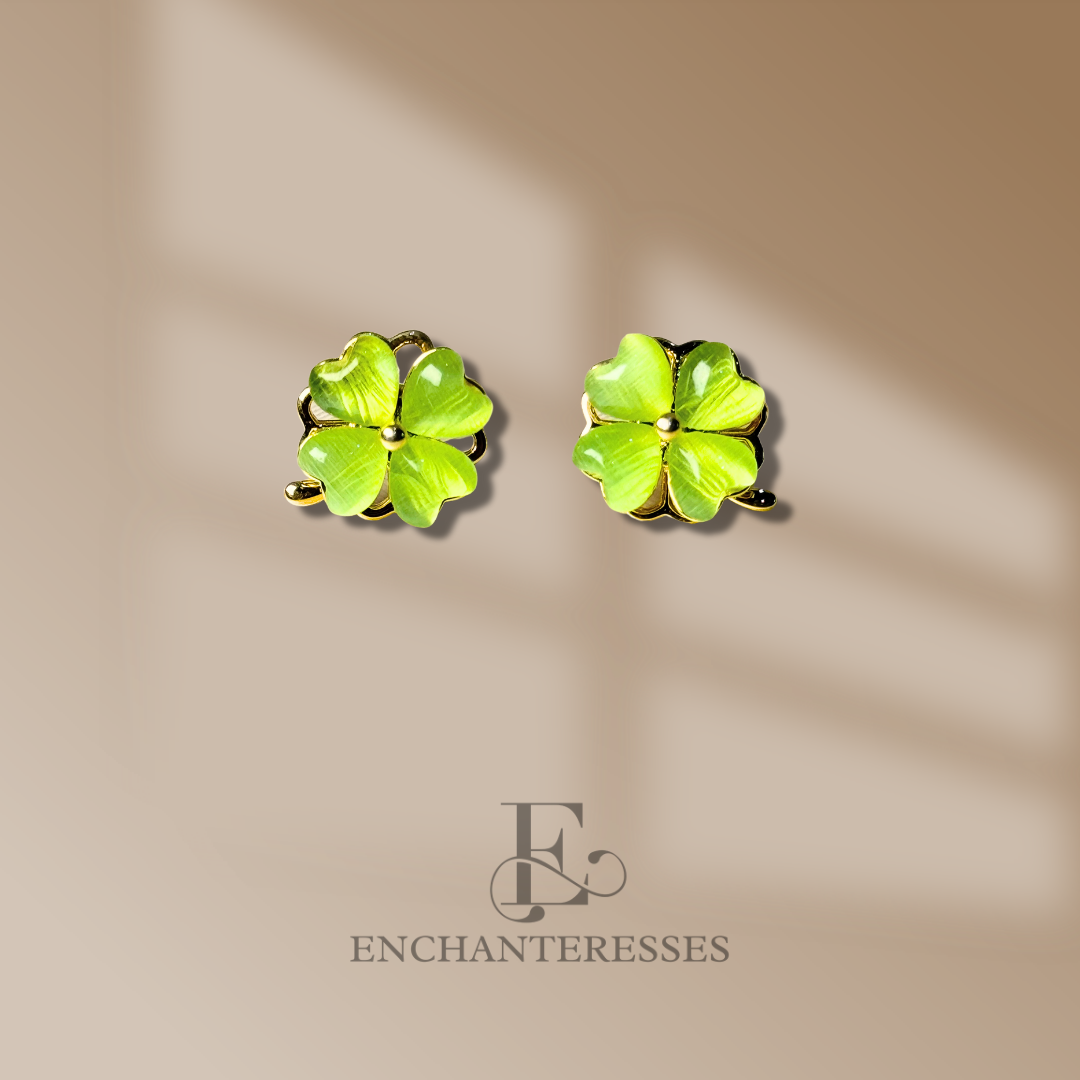 Lucky Turning Clover